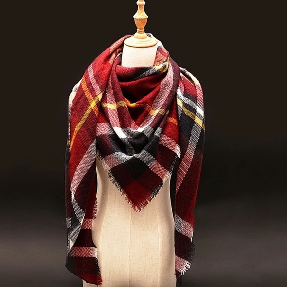 Beautiful Blanket Scarf - Picture 2 of 4